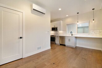 2478 S Delaware St in Denver, CO - Building Photo - Building Photo
