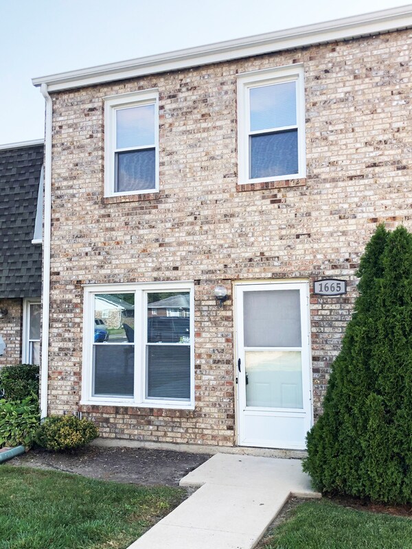 property at 1665 Shamrock Ct