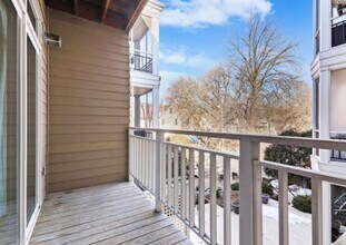 201 N Blair St, Unit 201 North Blair Street in Madison, WI - Foto de edificio - Building Photo