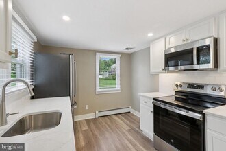 2774 Woodland Ave in Eagleville, PA - Building Photo - Building Photo