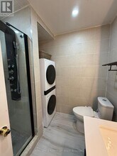 30 Duncanwoods Dr in Toronto, ON - Building Photo - Building Photo