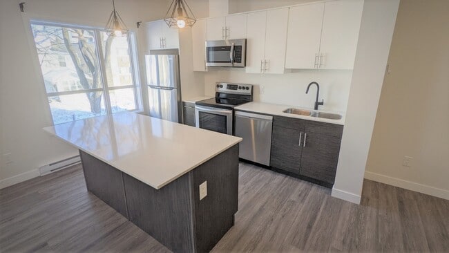 property at 256-256 Balmoral St