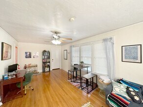 933 SW 5th Ave in Gainesville, FL - Building Photo - Building Photo