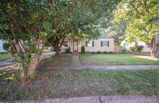 3469 Bessie St, Unit B in Norfolk, VA - Building Photo