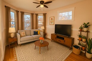 39 Waterhouse St, Unit 3 in Somerville, MA - Building Photo