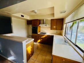 920 N 1st St, Unit G in Alhambra, CA - Building Photo - Building Photo