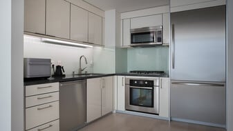 338 Spear St, Unit 8G in San Francisco, CA - Building Photo