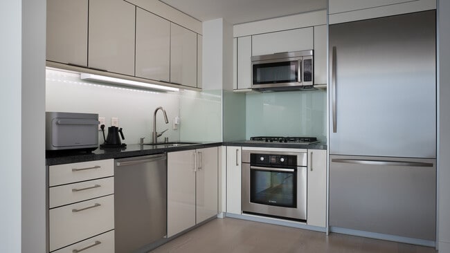 property at 338 Spear St
