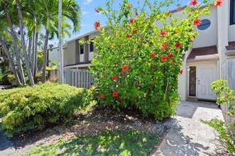 344 City View Dr in Fort Lauderdale, FL - Building Photo - Building Photo