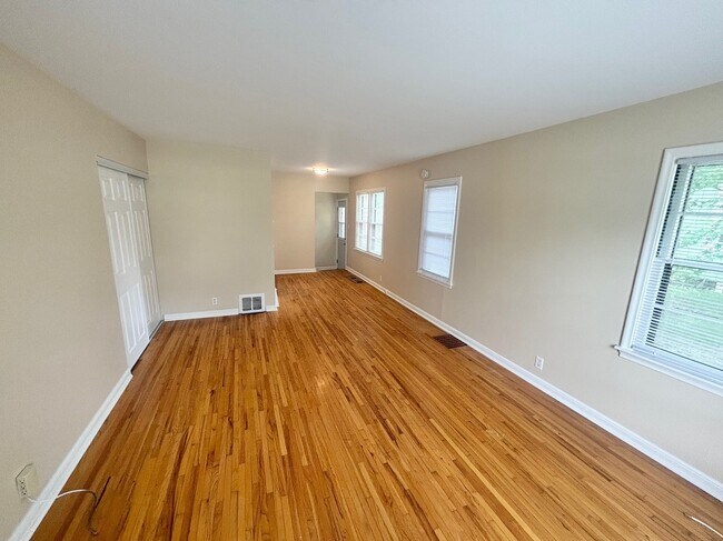 2839 Virginia Ave S in St. Louis Park, MN - Building Photo - Building Photo