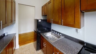 63 Burbank St, Unit 5 in Boston, MA - Building Photo