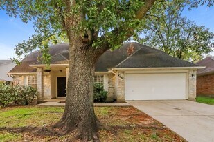 4635 Linden Pl in Pearland, TX - Building Photo