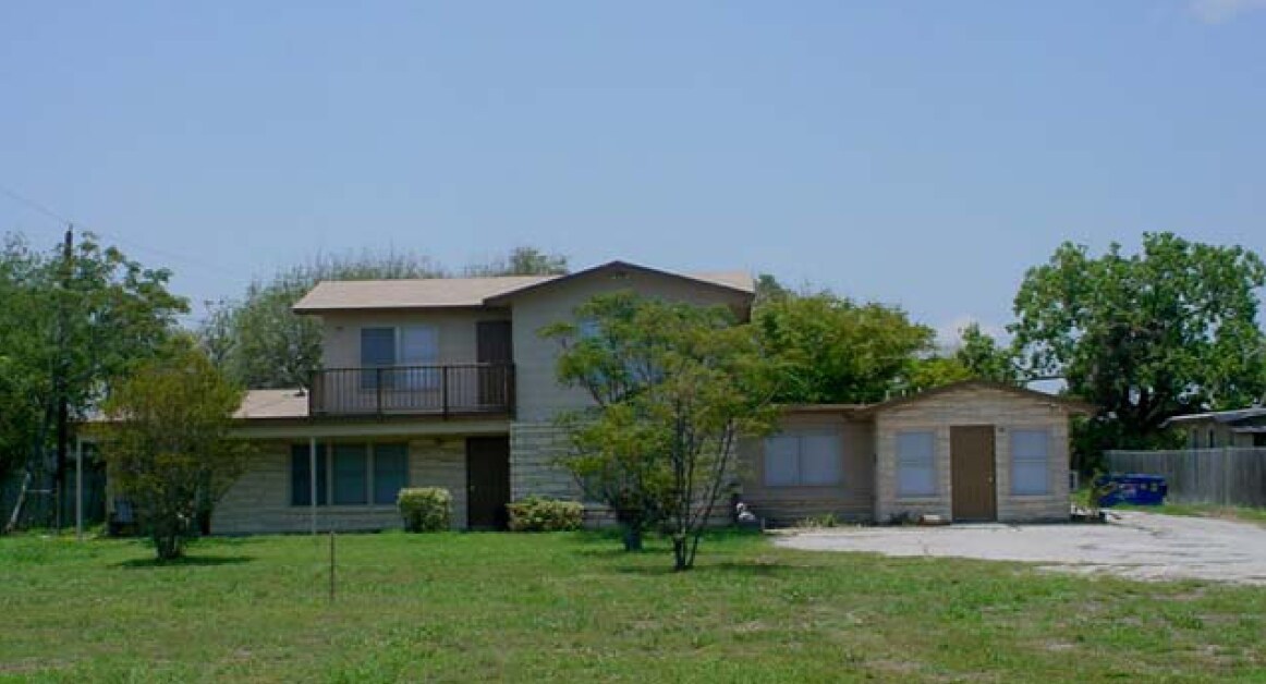 Church Street Apartments in Rockport, TX - Building Photo