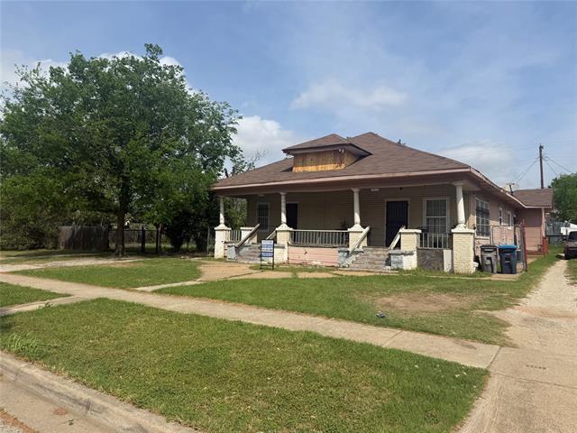 property at 2815 Avenue E