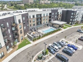 Darby at Briarcliff in Kansas City, MO - Building Photo - Building Photo