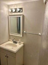 213 N Baldwin St in Bluffton, IN - Foto de edificio - Building Photo