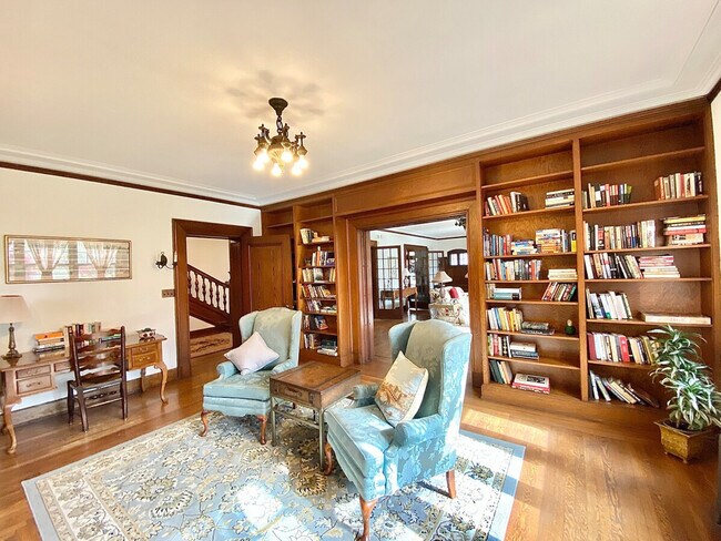 3085 Fairmount Blvd in Cleveland Heights, OH - Building Photo - Building Photo