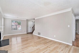 7023 Grinder Dr in Austell, GA - Building Photo - Building Photo