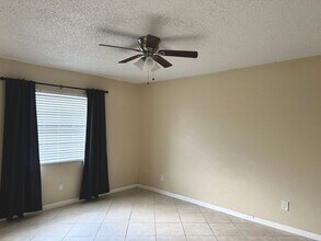 11688 NW 45th St in Coral Springs, FL - Building Photo - Building Photo