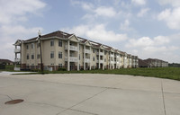 Elk Ridge Village 55+ Independent Living in Elkhorn, NE - Foto de edificio - Building Photo