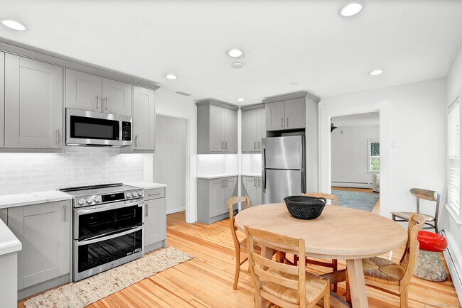 283 Main St in Wethersfield, CT - Building Photo - Building Photo