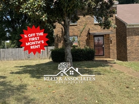 6004 Hickory Cove in Memphis, TN - Building Photo