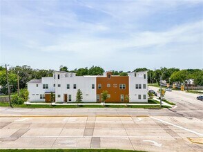 2509 Benbrook Blvd in Fort Worth, TX - Building Photo - Building Photo