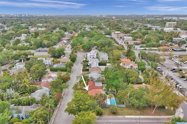 59 NE 51st St in Miami, FL - Foto de edificio - Building Photo