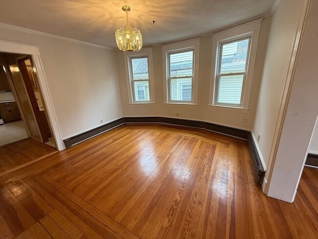 87 Bartlett St, Unit 2 in Somerville, MA - Building Photo - Building Photo