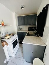 19530 NW 11th Ave in Miami, FL - Building Photo - Building Photo