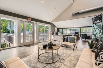 Arbors at East Cobb in Marietta, GA - Foto de edificio - Building Photo