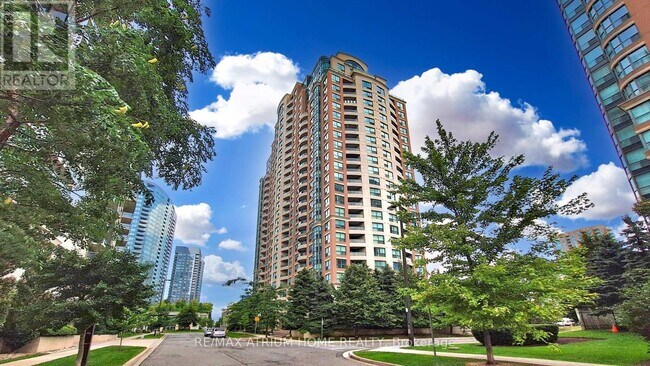 property at 7 Lorraine Dr