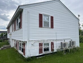 51 Glenwood Dr in Bangor, ME - Building Photo - Building Photo