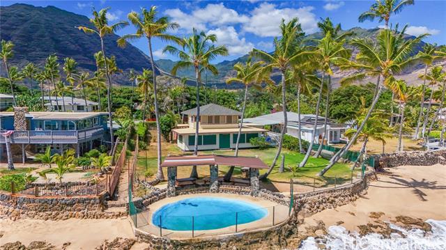 84-887-887 Moua St in Waianae, HI - Building Photo