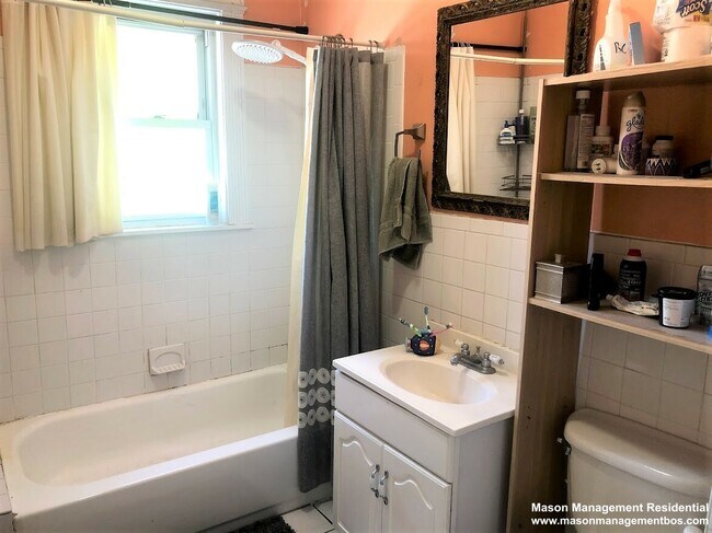 19 Arden St, Unit 2 in Boston, MA - Building Photo - Building Photo