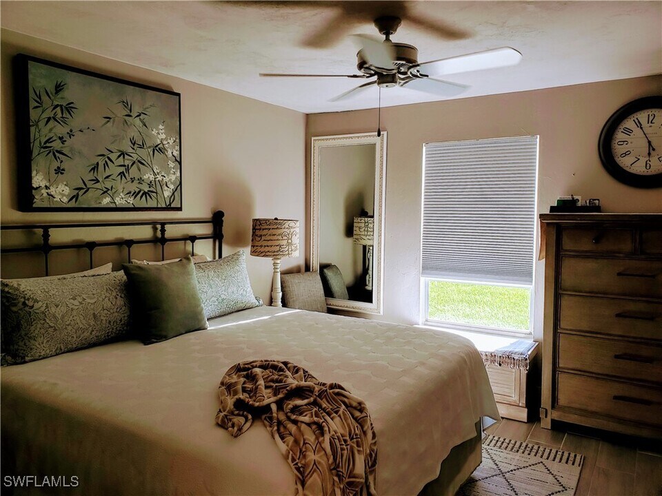 6 Aztec Lily Ln in Lehigh Acres, FL - Foto de edificio