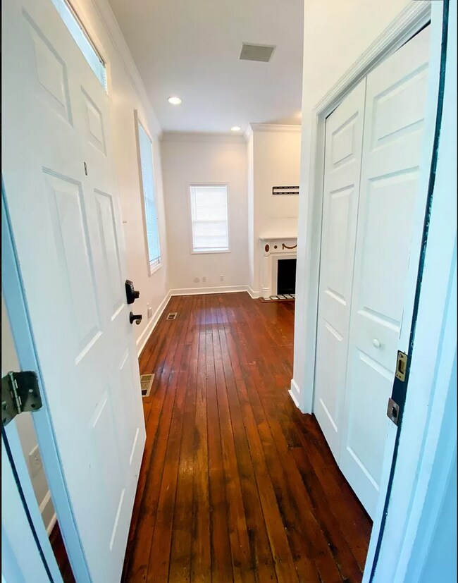 305 E 32nd St in Savannah, GA - Building Photo - Building Photo