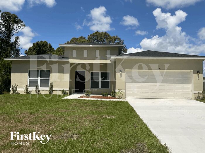 518 White Plains Ave SW in Palm Bay, FL - Building Photo