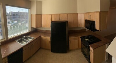 5287 Olympic Dr, Unit 5229I in Gig Harbor, WA - Building Photo - Building Photo