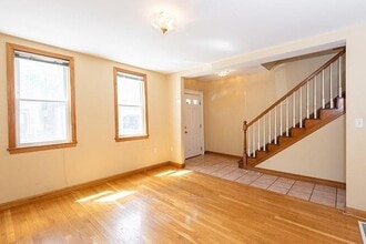 548 E 3rd St in Boston, MA - Building Photo - Building Photo