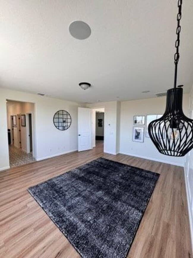 15521 Cole Brk Ct in Bakersfield, CA - Building Photo - Building Photo