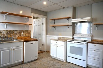 224 Irving St in Framingham, MA - Building Photo - Building Photo