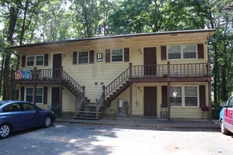 700 College Place Ave in Dobson, NC - Building Photo - Building Photo