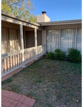 1504 The High Rd in Austin, TX - Building Photo - Building Photo