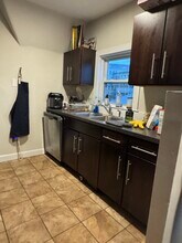 839 Parker St, Unit 3 in Boston, MA - Building Photo - Building Photo