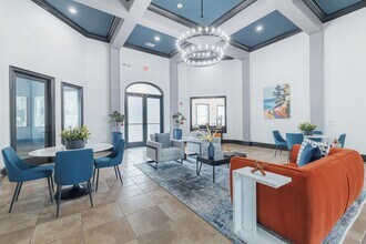 The Bryx at Kingwood in Houston, TX - Foto de edificio - Building Photo