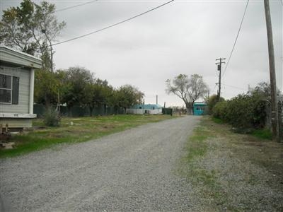 Tanner Trailer Park in Los Banos, CA - Building Photo - Building Photo