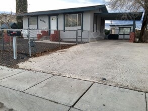 2630 Louise Ave in Kingman, AZ - Building Photo - Building Photo