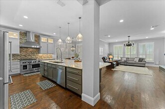 1095 Stinson Rd in Allen, TX - Building Photo - Building Photo