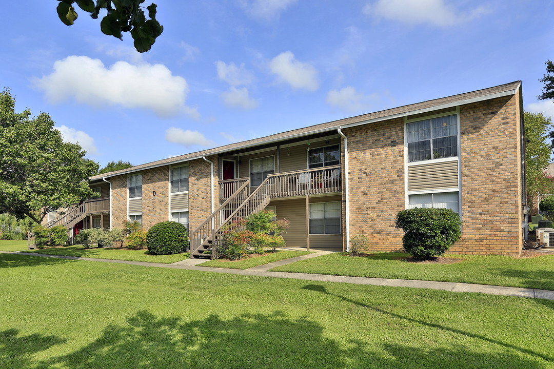 KRC Chester Place in North Charleston, SC - Building Photo